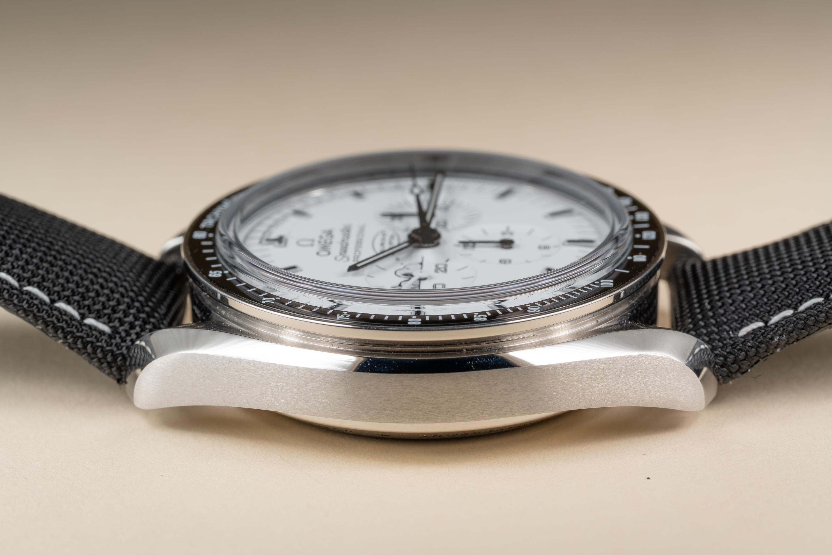 FS: 2019 Omega Speedmaster 31132 White Snoopy Dial with Box and Papers ...