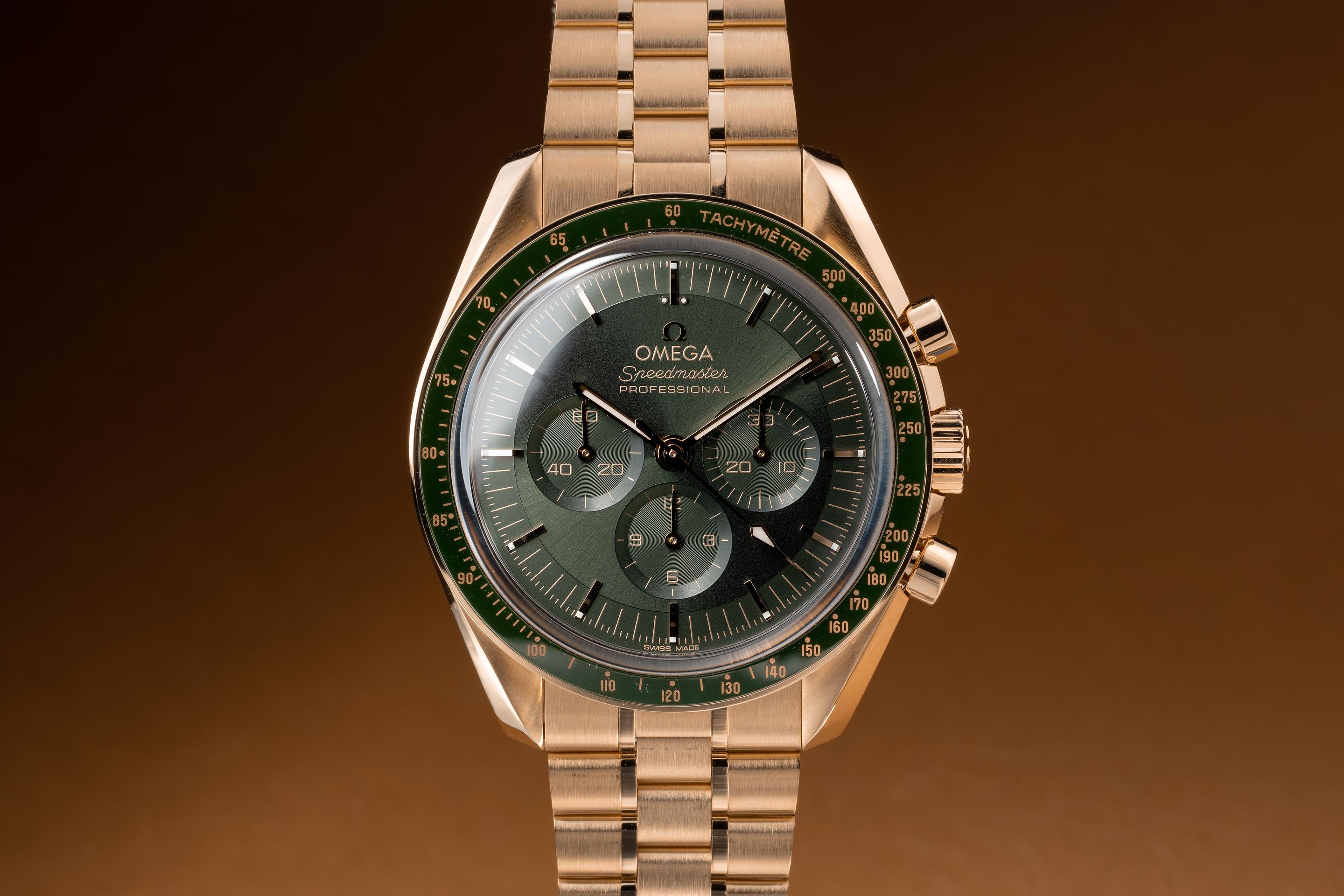 FS: 2023 Omega 18K YG Speedmaster 31060 Green Dial with Box and Papers ...