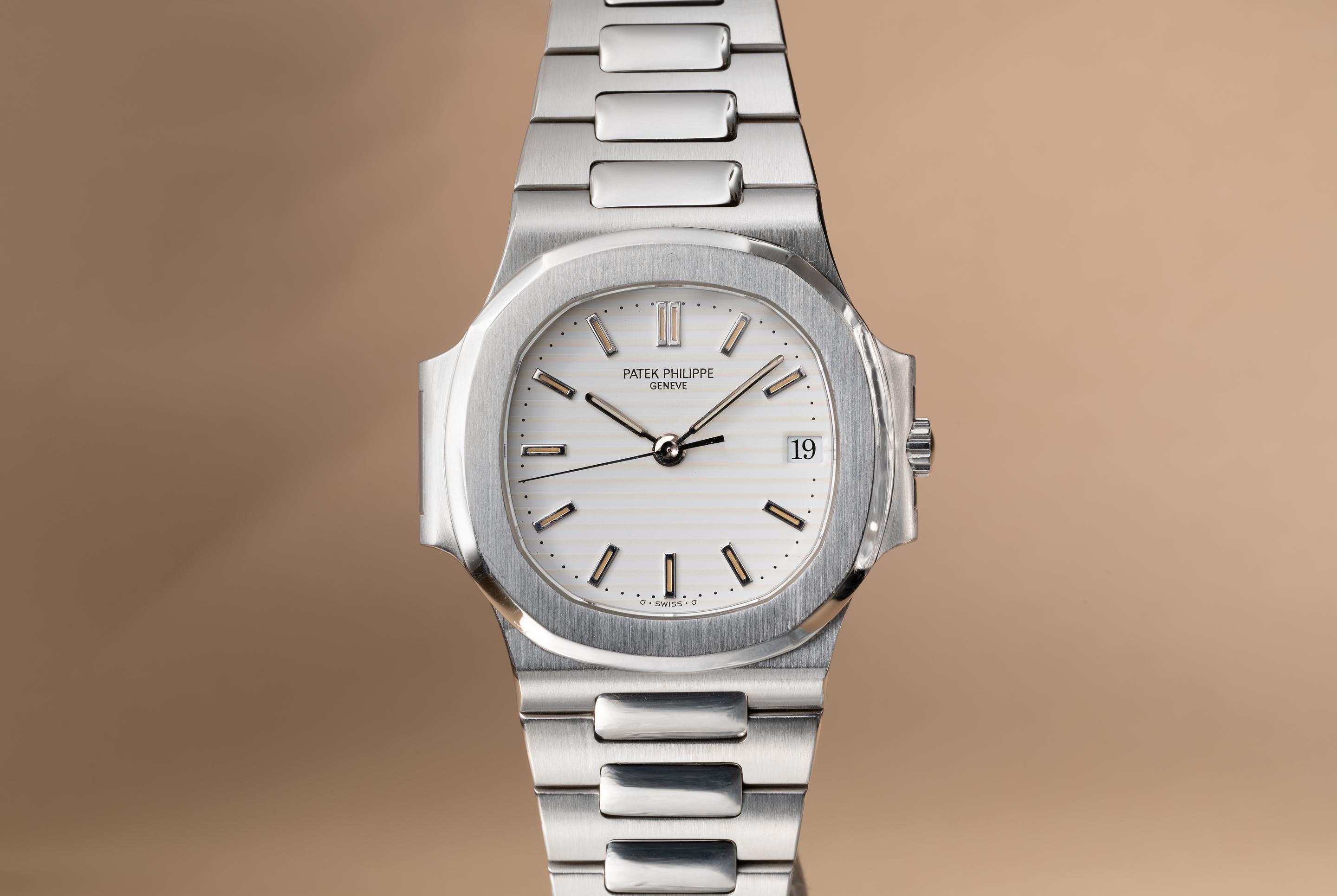 Patek philippe nautilus white on sale face