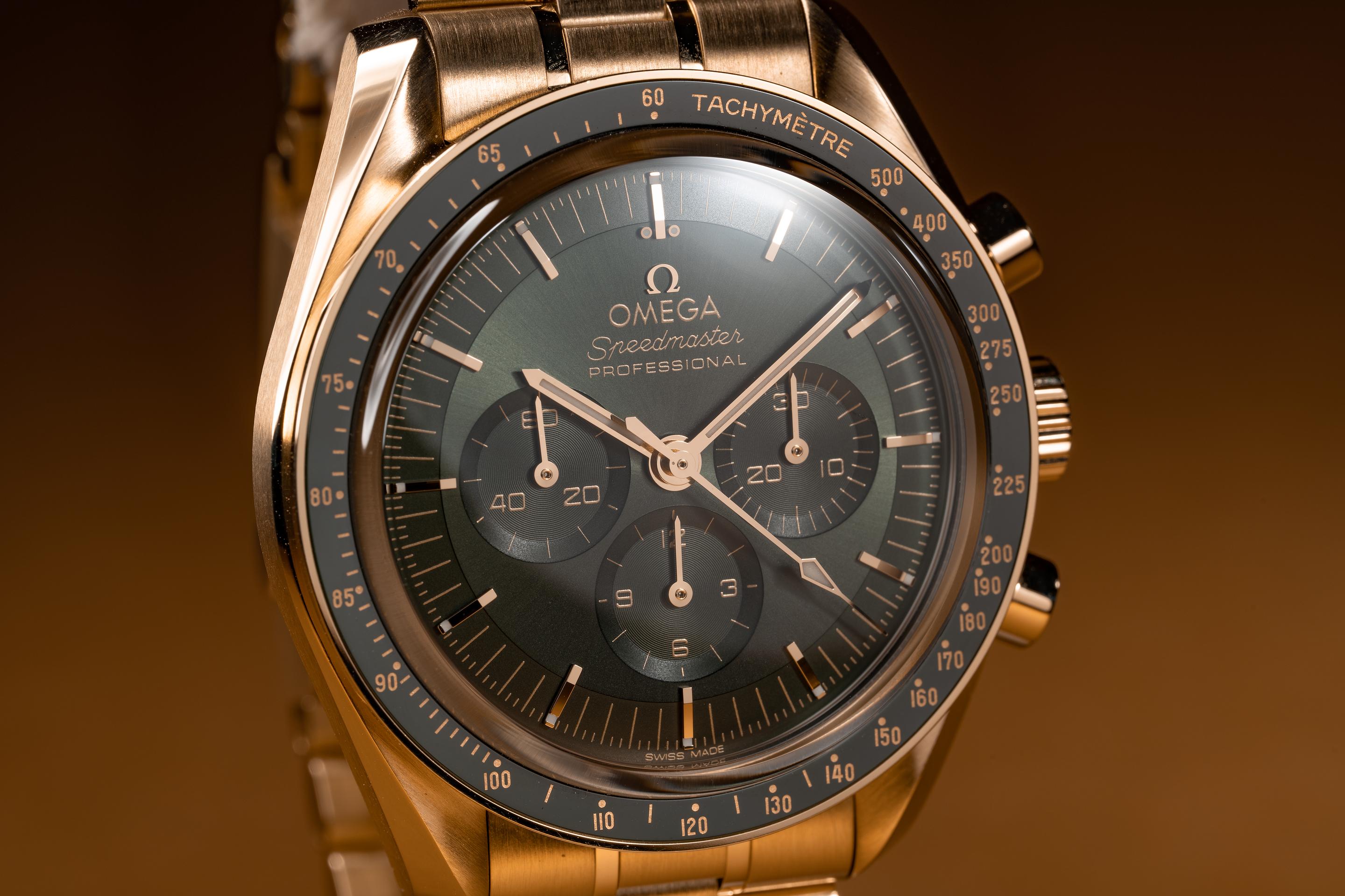 FS: 2023 Omega 18K YG Speedmaster 31060 Green Dial with Box and Papers ...