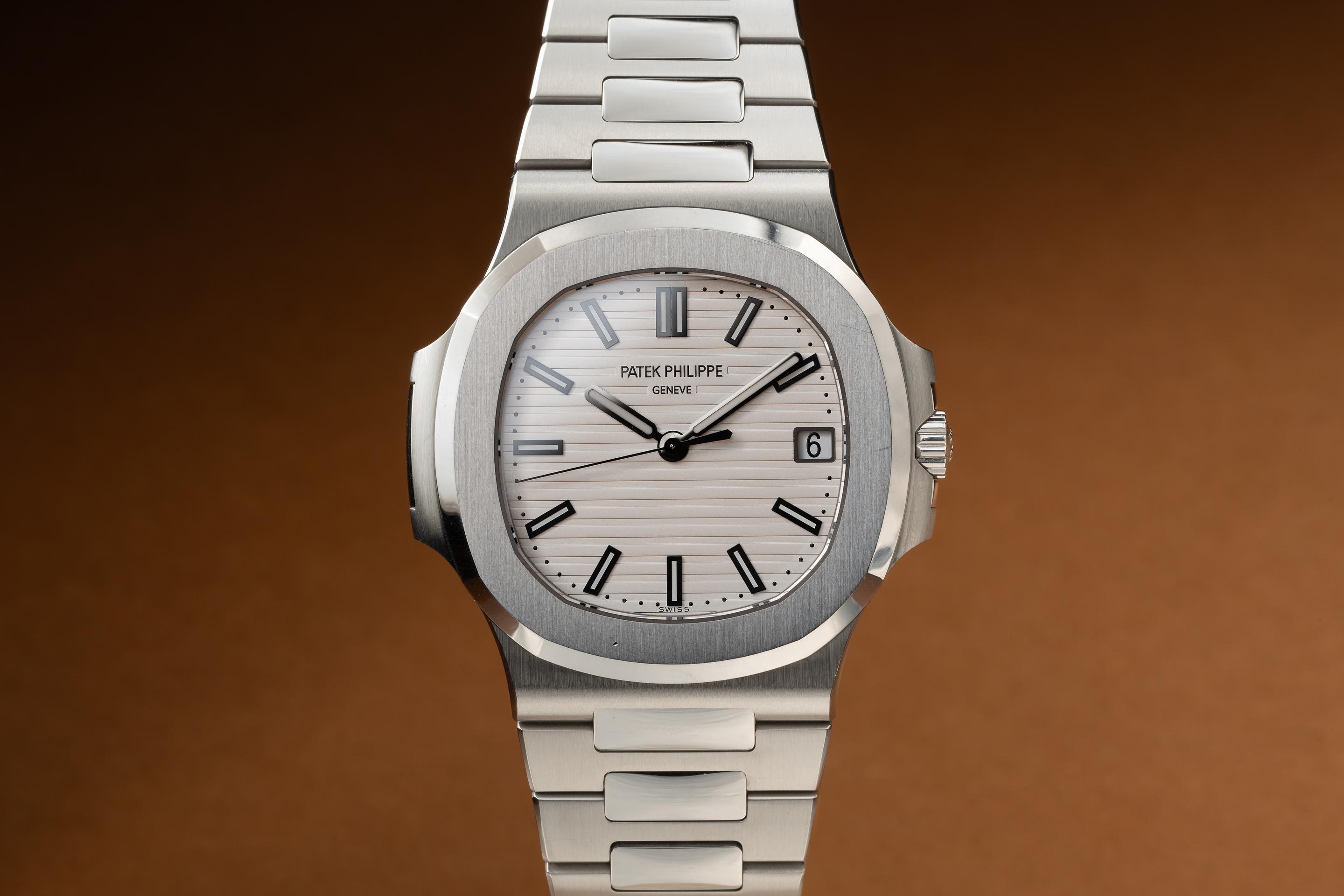 FS 2018 Patek Philippe Nautilus 5711 1A 011 Silver Dial with Box